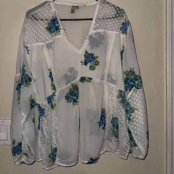 🌿 ASOS Sheer Floral Lace Peplum Blouse – Size 2 (US) Lightweight | Romantic | C - Picture 2 of 7